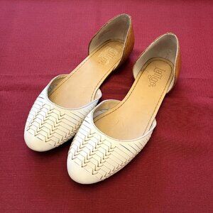 Anthropologie Latigo Mateo White Brown Leather Flats Size 9.5